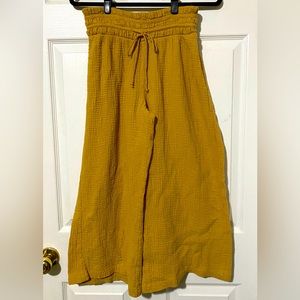 Indigo Rein palazzo Capri pants